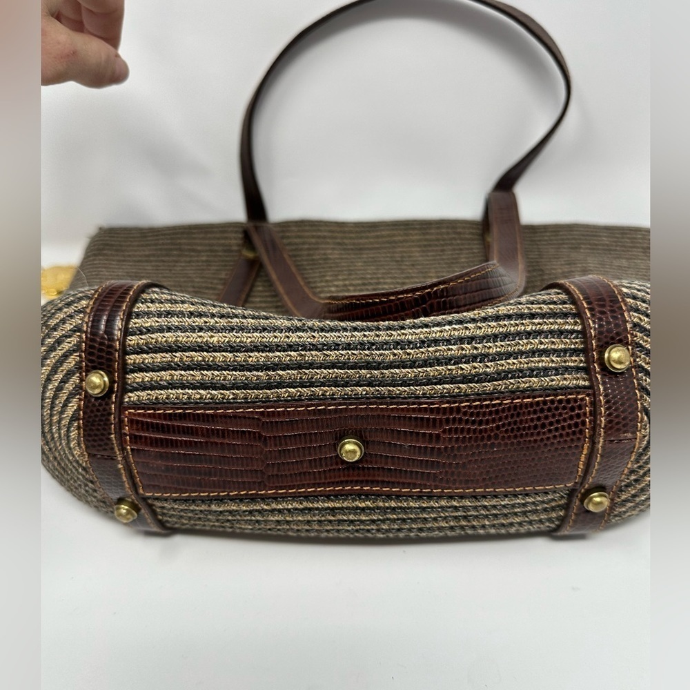 Excellent Condition Classic Eric Javits Brown and Tan Tote - Picture 5 of 6